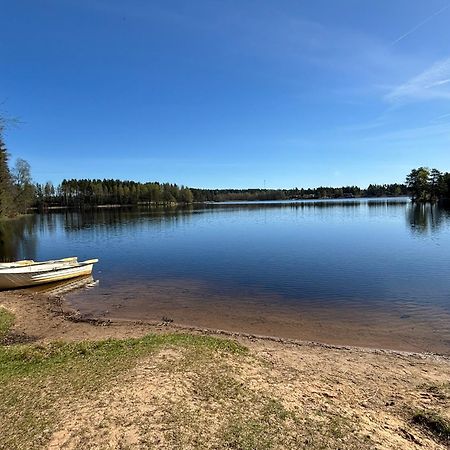 Hyltena Stugby Йоншьопинг Екстериор снимка
